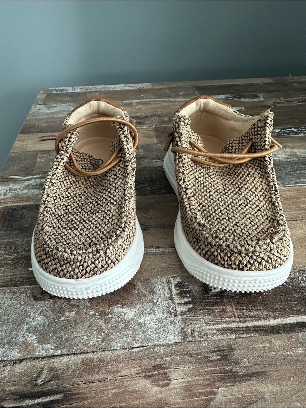 Source Unknown Tan Woven Kids Slip-On Sneakers with White Soles
